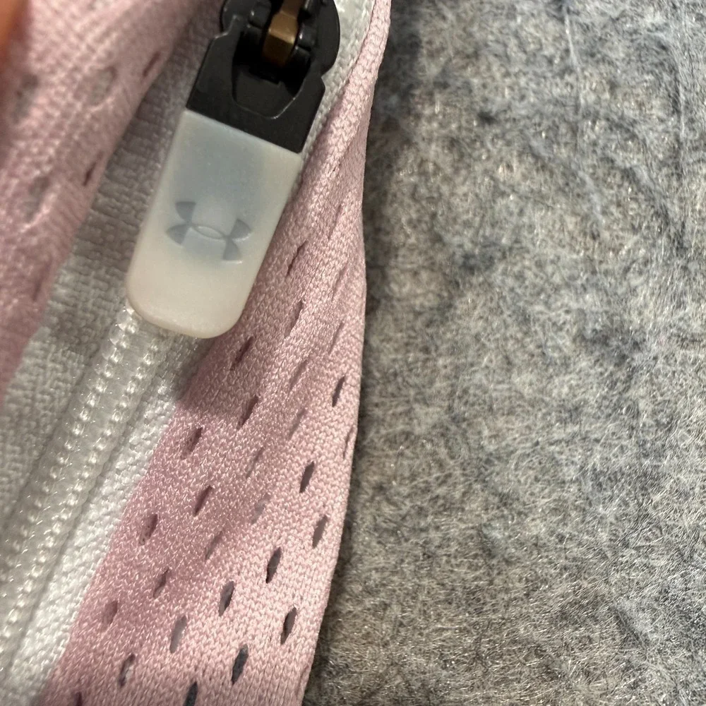 Under Armour excellent no